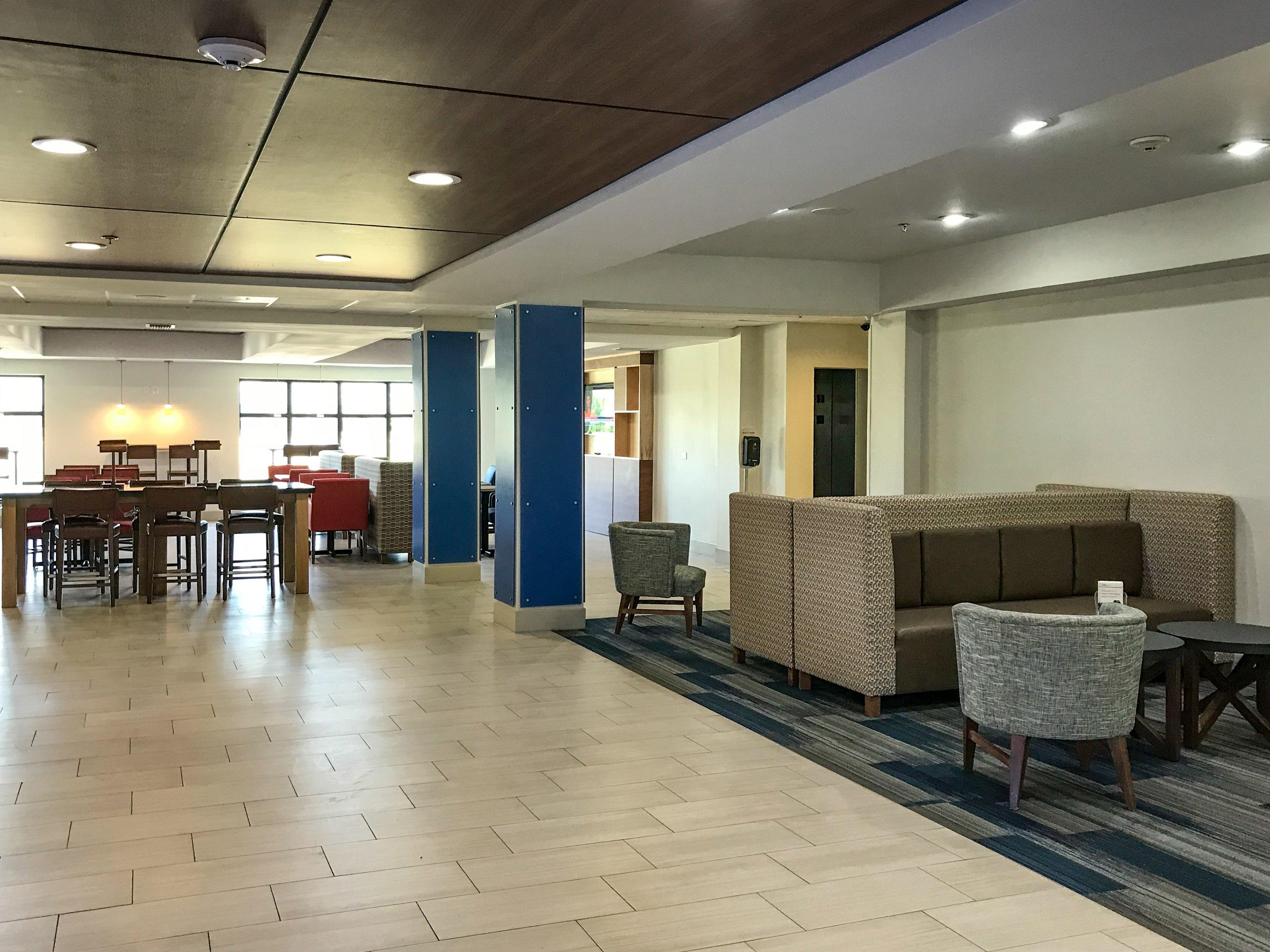 Holiday Inn Express & Suites Lubbock West By Ihg Buitenkant foto