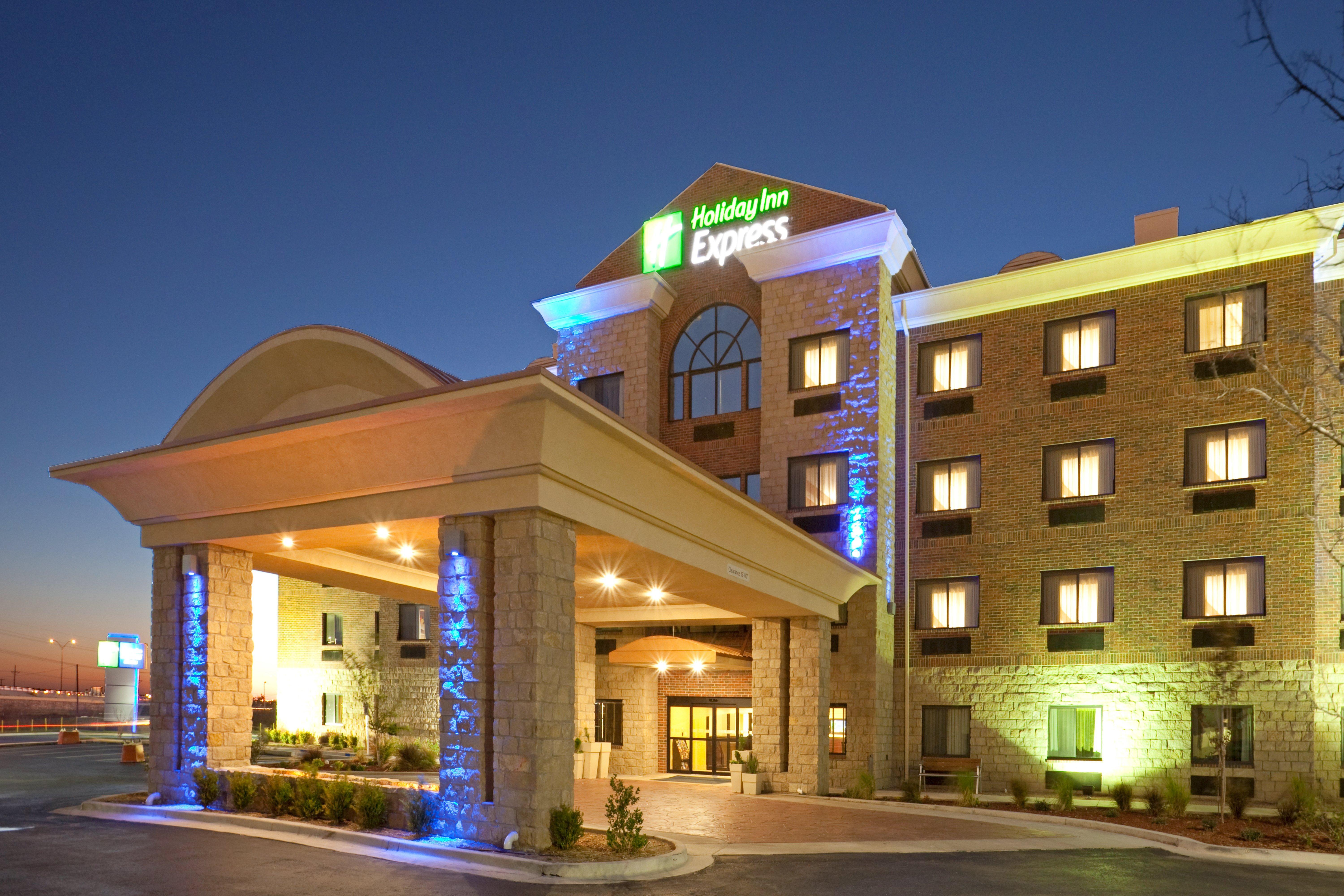 Holiday Inn Express & Suites Lubbock West By Ihg Buitenkant foto