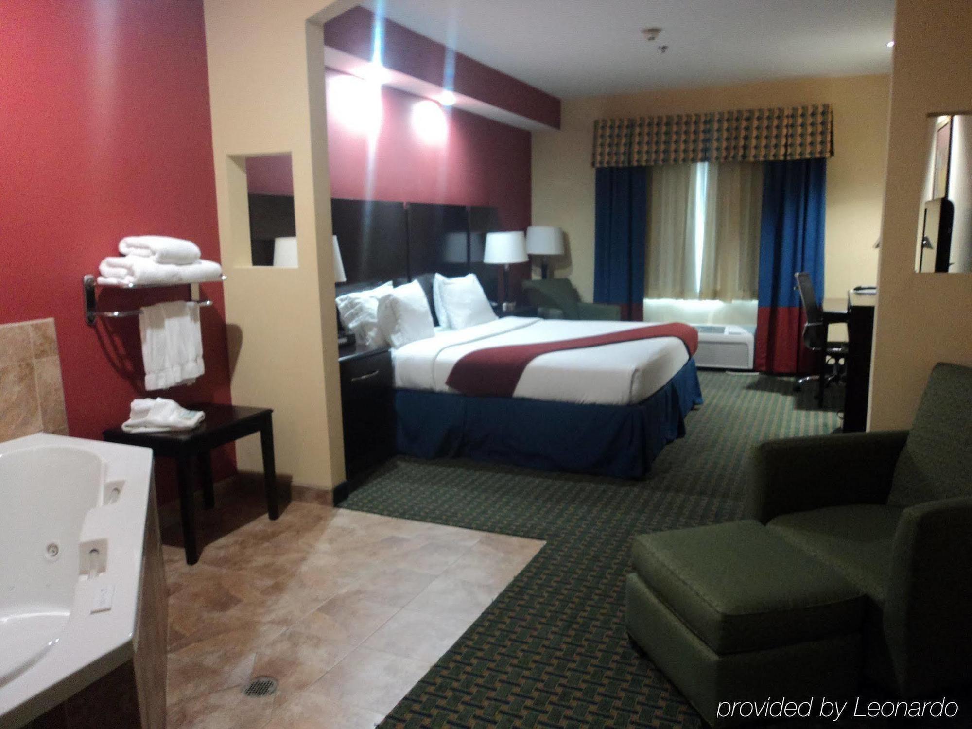 Holiday Inn Express & Suites Lubbock West By Ihg Kamer foto
